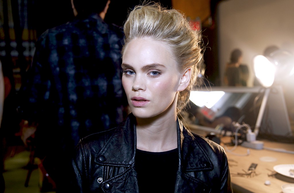 Backstage Beauty Exclusive Cesar Ramirez For Voz Ss14 Laurencosenza